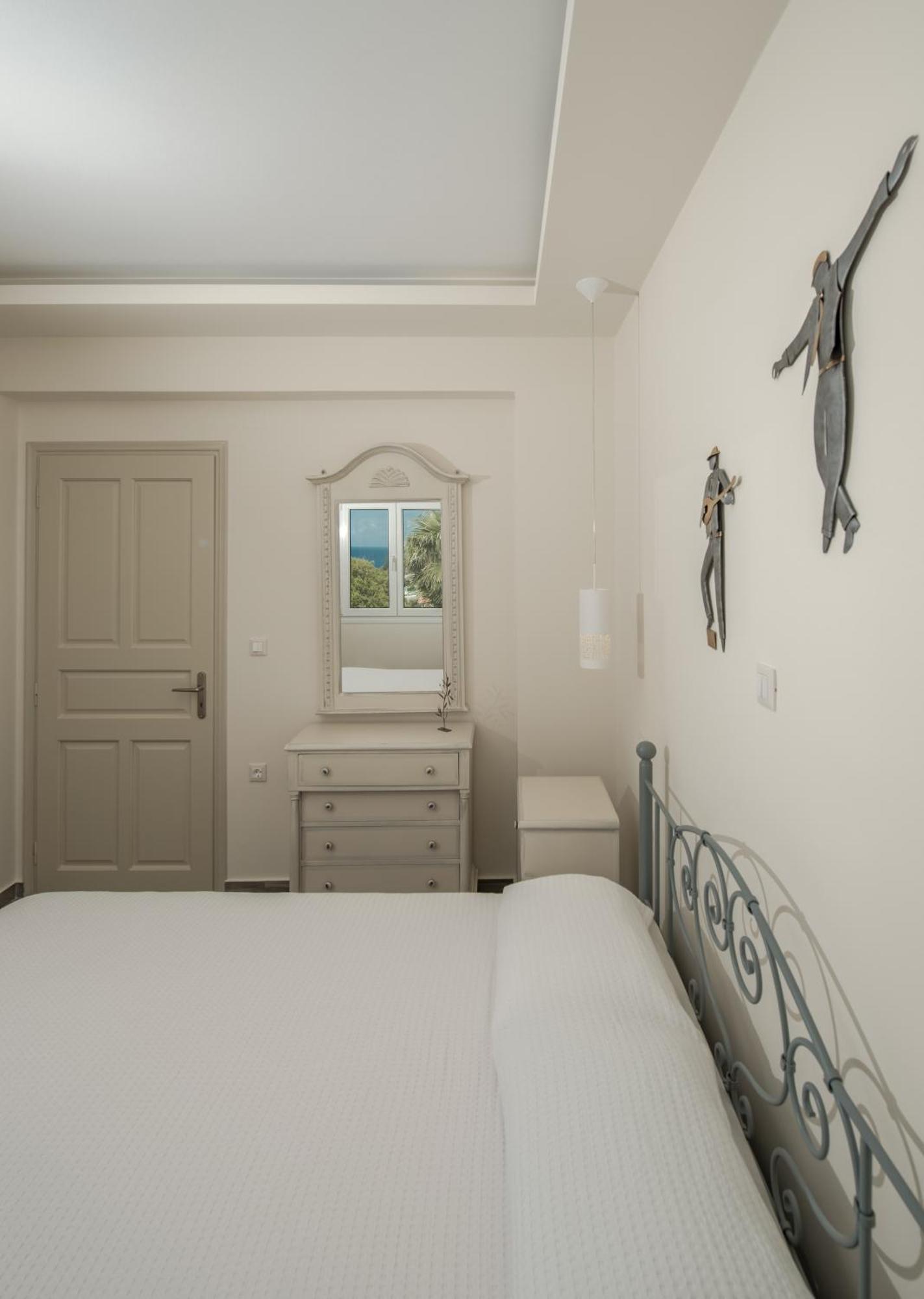 Erietta Hotel apartamentowy 4*
