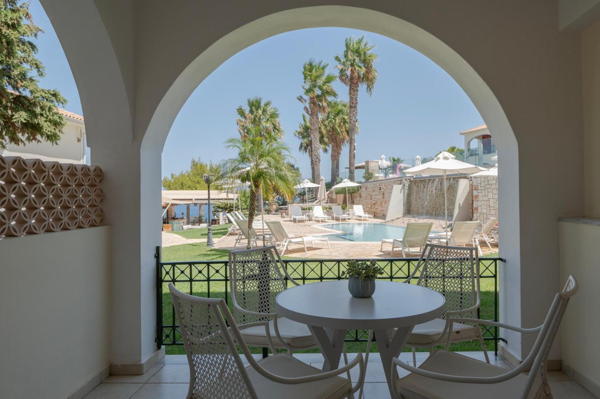 Hotel apartamentowy Erietta 4*